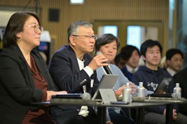 会場の様子の写真