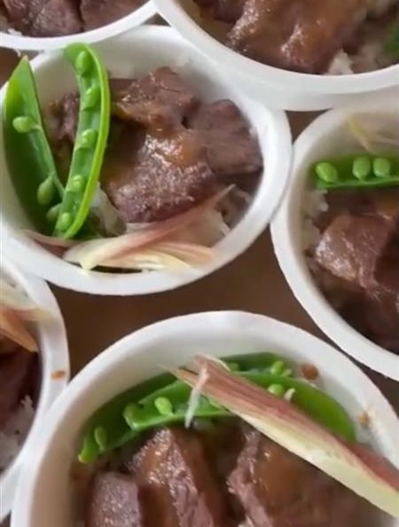 成果報告会の様子の写真