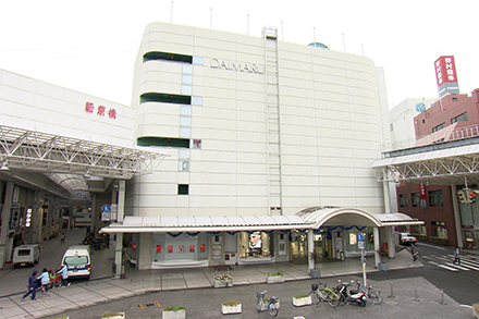 株式会社高知大丸外観